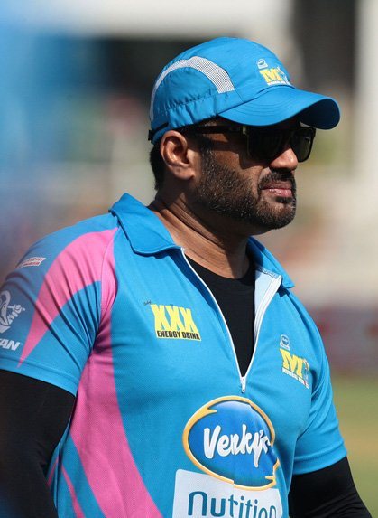 CCL 5 Mumbai Heroes Vs Veer Marathi Match