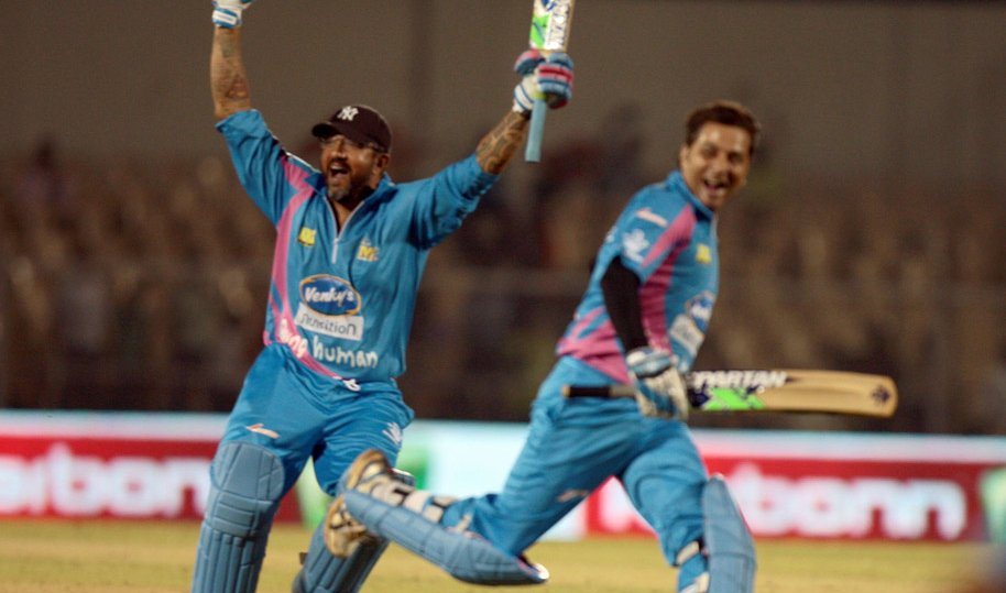 CCL 5 Mumbai Heroes Vs Veer Marathi Match