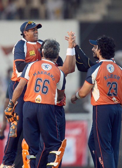 CCL 5 Mumbai Heroes Vs Veer Marathi Match