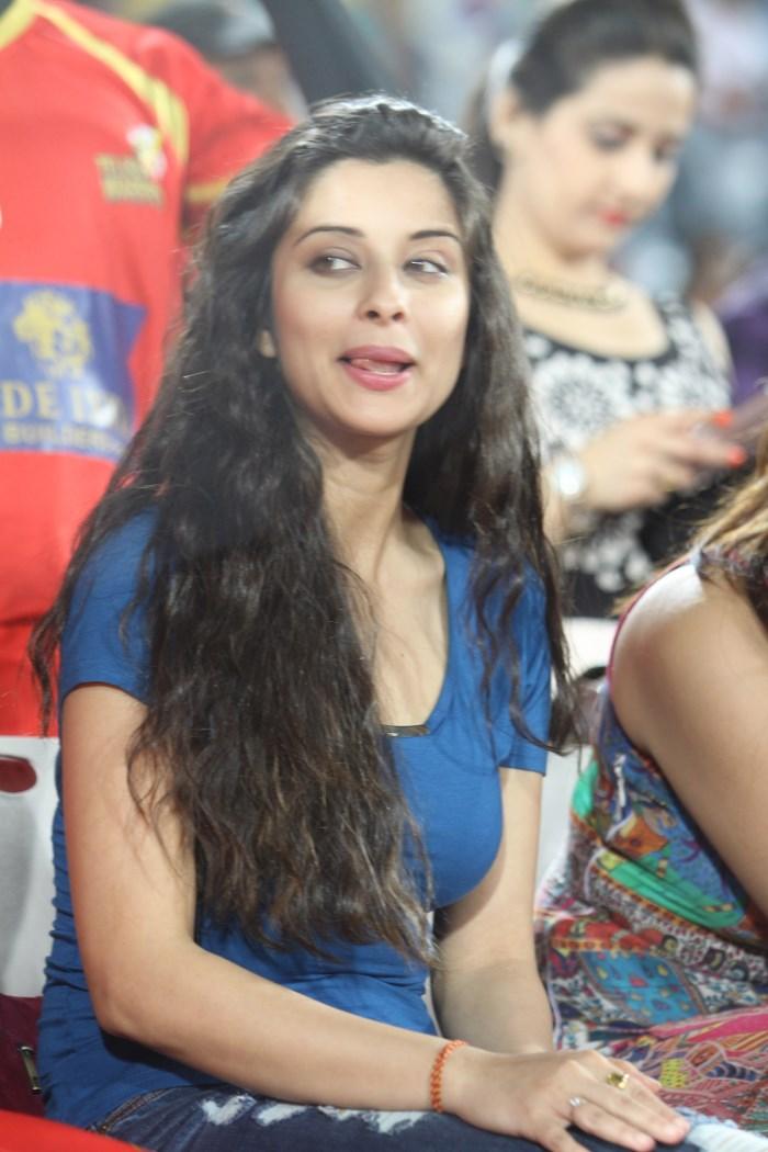 CCL5 Semi Final Telugu Warriors Vs Mumbai Heroes Match