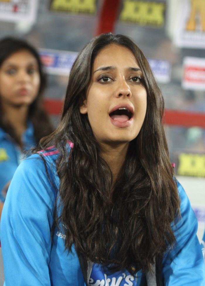 CCL5 Semi Final Telugu Warriors Vs Mumbai Heroes Match