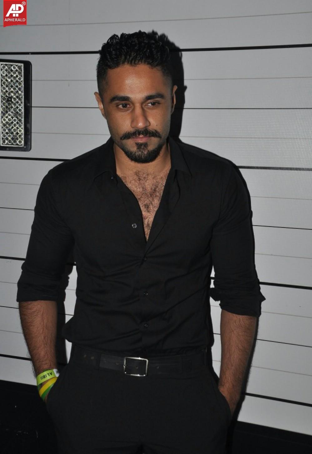 Celebration at Club Alibii as Trio DJ Act creates frenzy