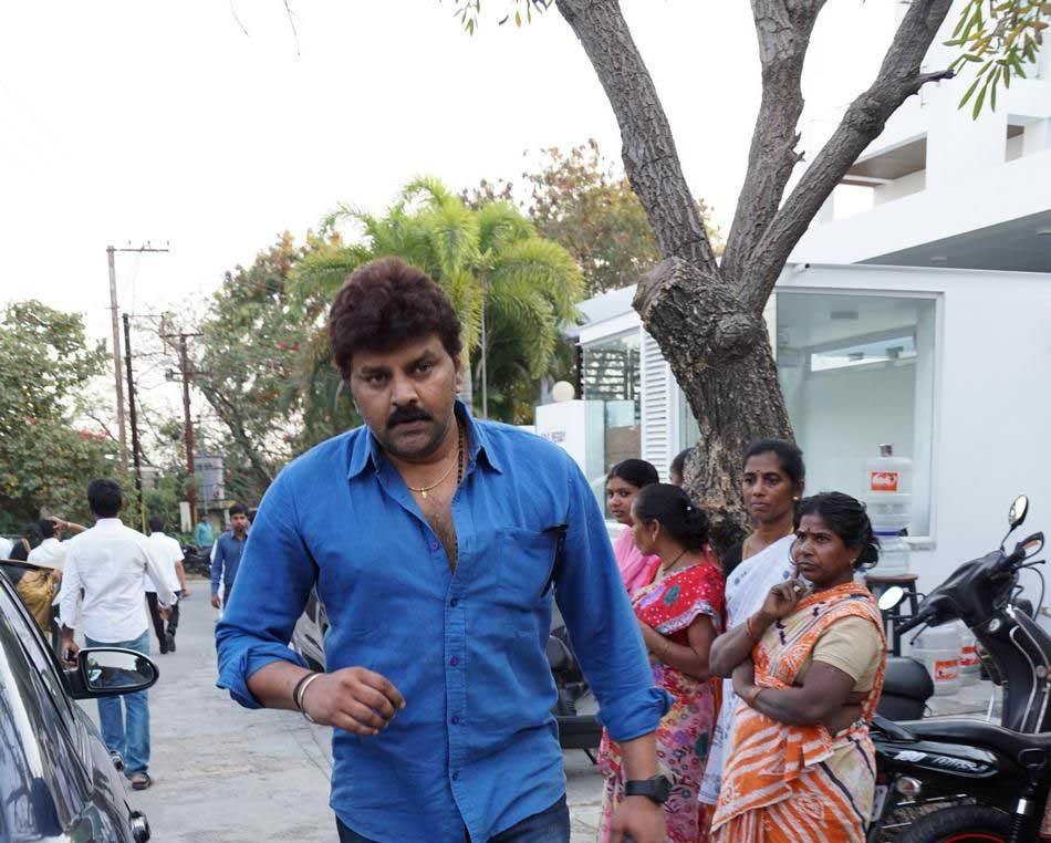 Celebrities Pay Condolences To Ramanaidu