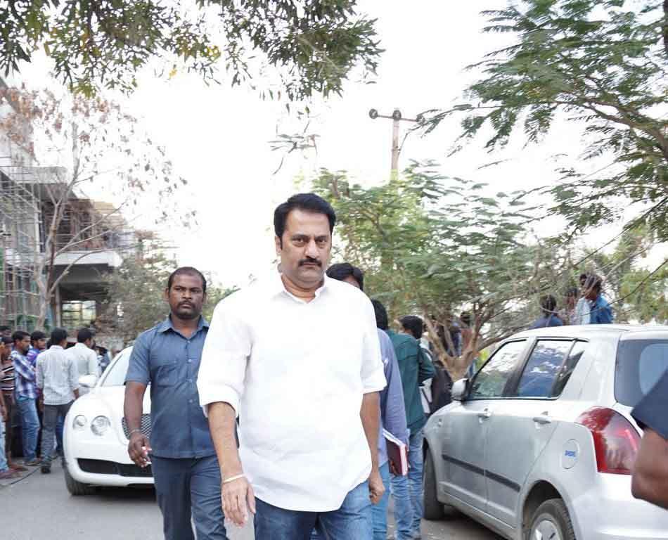 Celebrities Pay Condolences To Ramanaidu