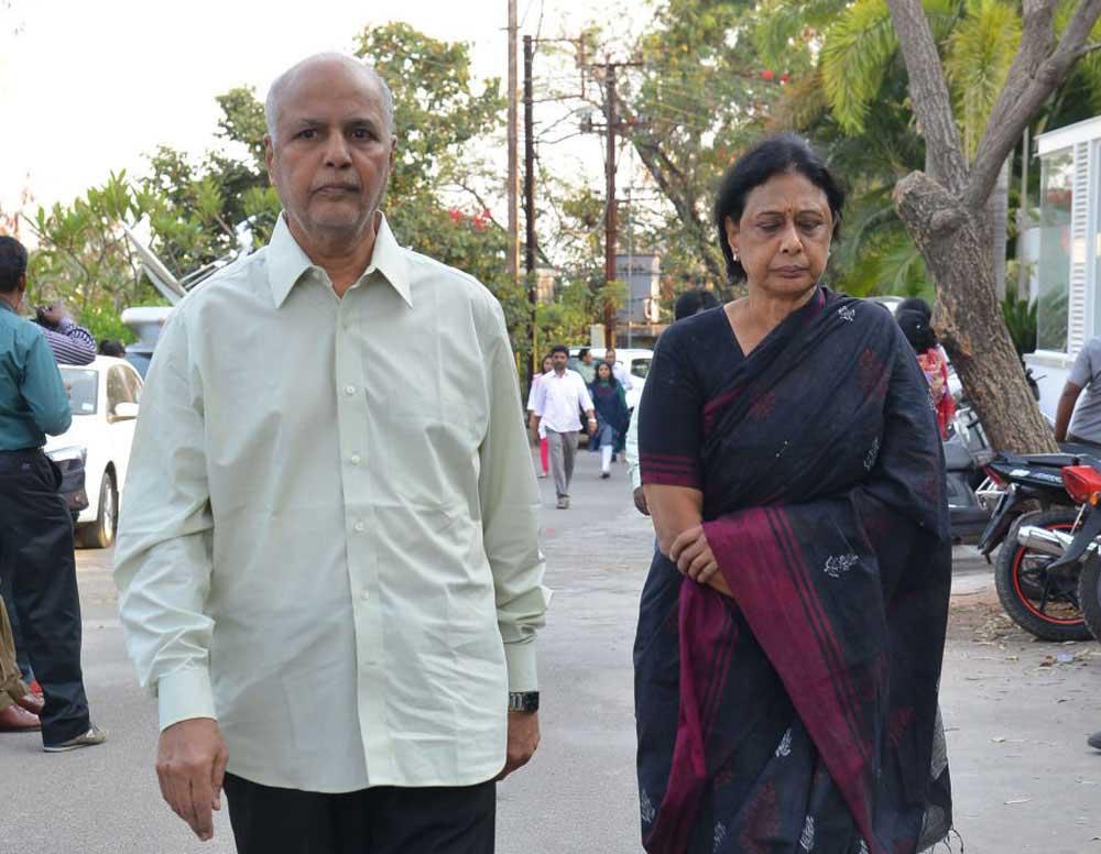 Celebrities Pay Condolences To Ramanaidu