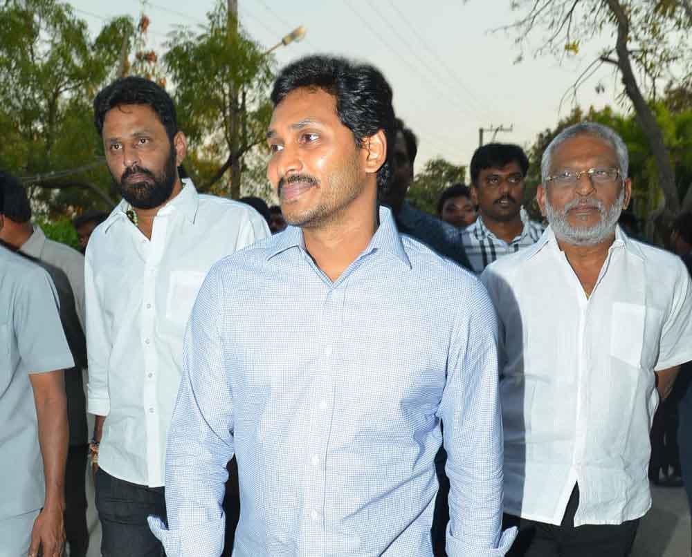 Celebrities Pay Condolences To Ramanaidu