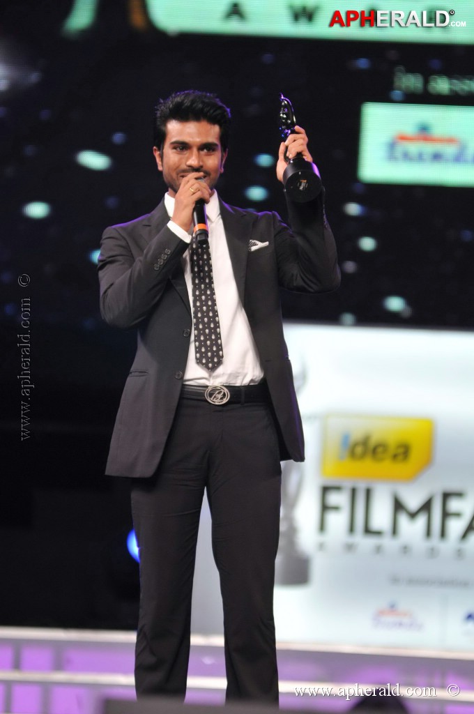 Celebs at 60th Idea Filmfare Awards