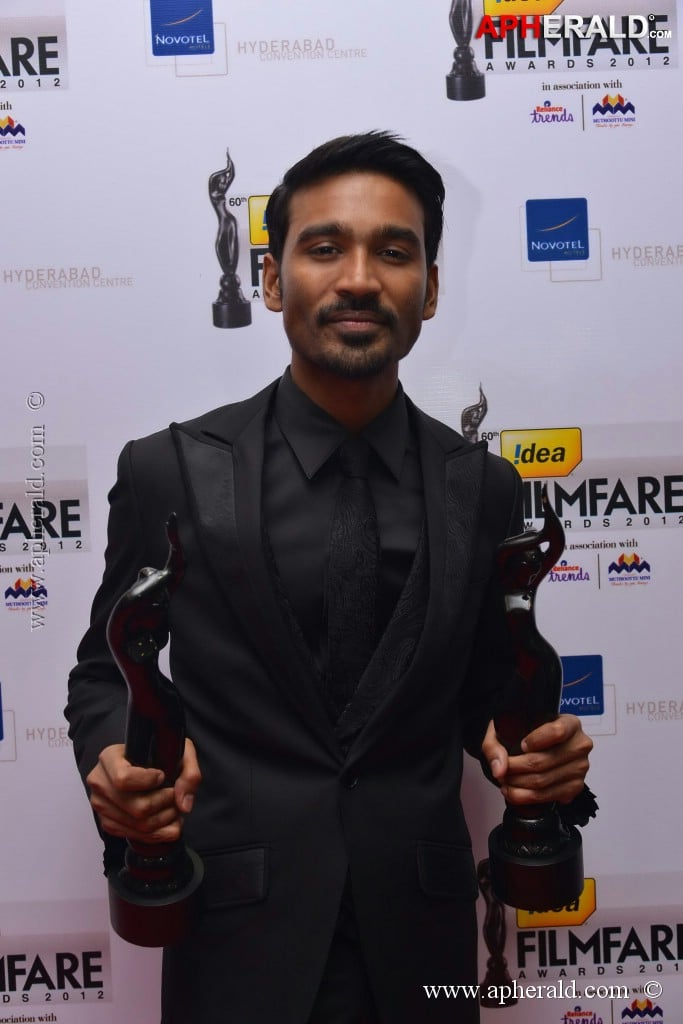 Celebs at 60th Idea Filmfare Awards