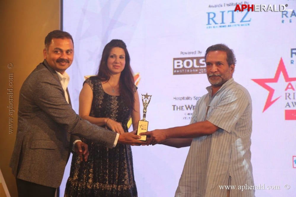 Celebs at Audi Ritz Icon Awards 2013 Photos 1