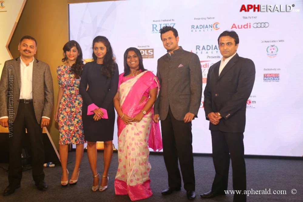 Celebs at Audi Ritz Icon Awards 2013 Photos