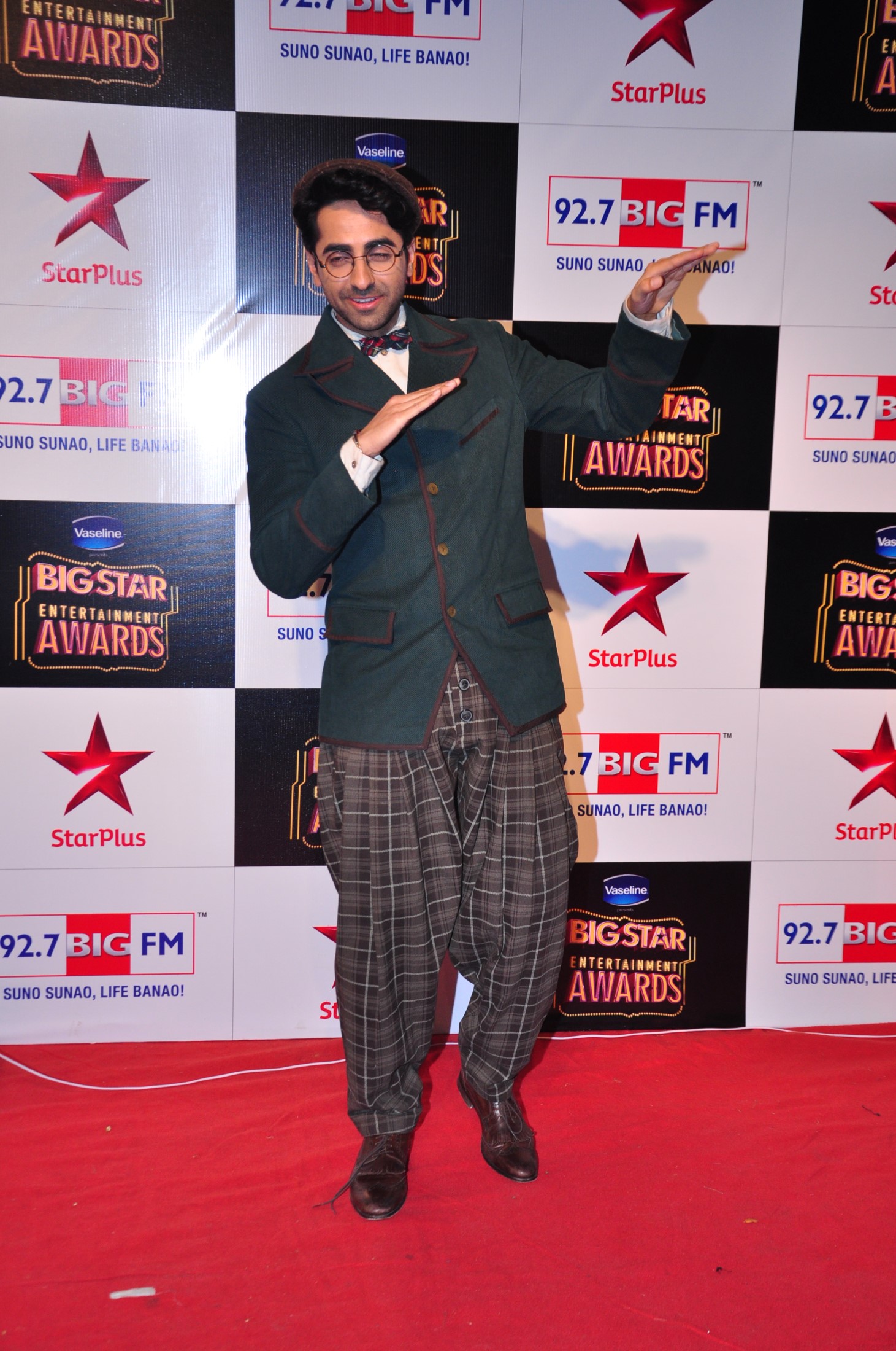 Celebs at BIG STAR Entertainment Awards 2014