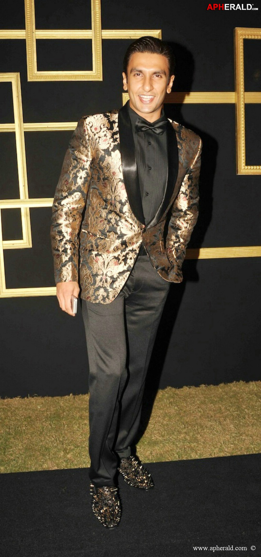 Celebs at Deepika Padukone Bash