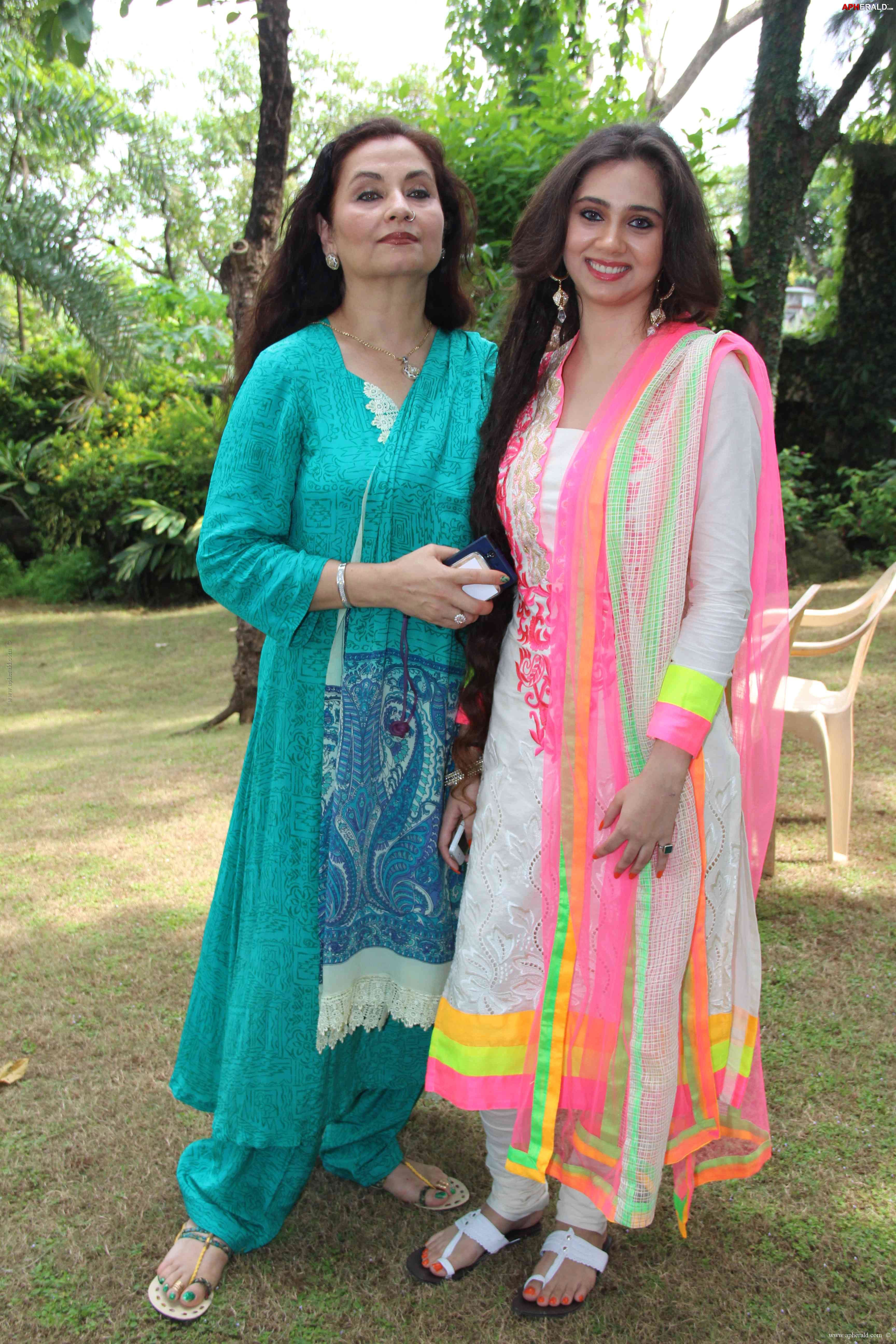 Celebs at Desi Kattey Movie Launch