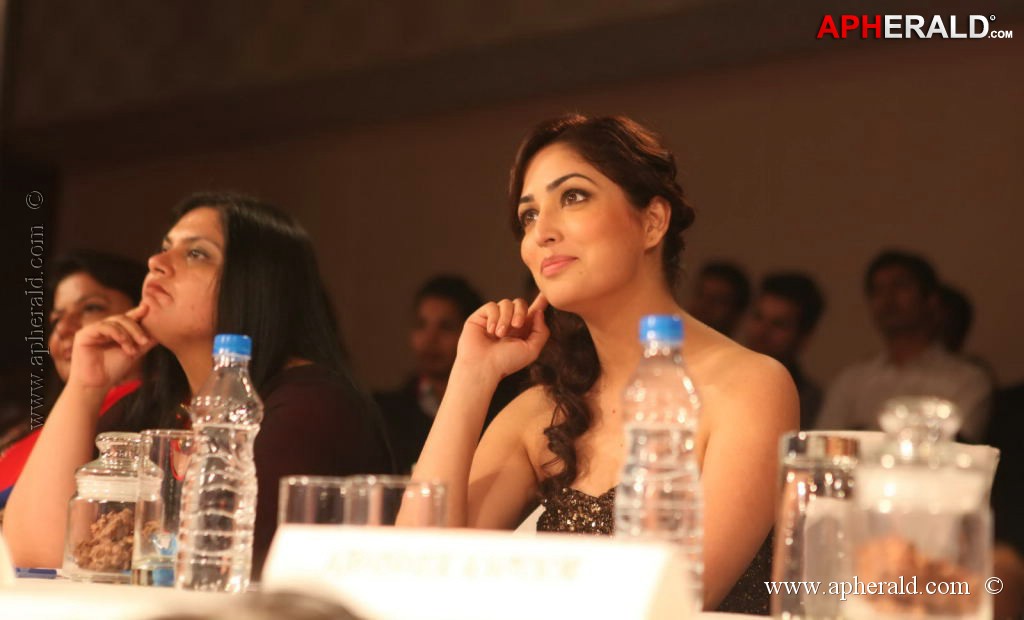 Celebs at Femina Style Diva Pune 2013