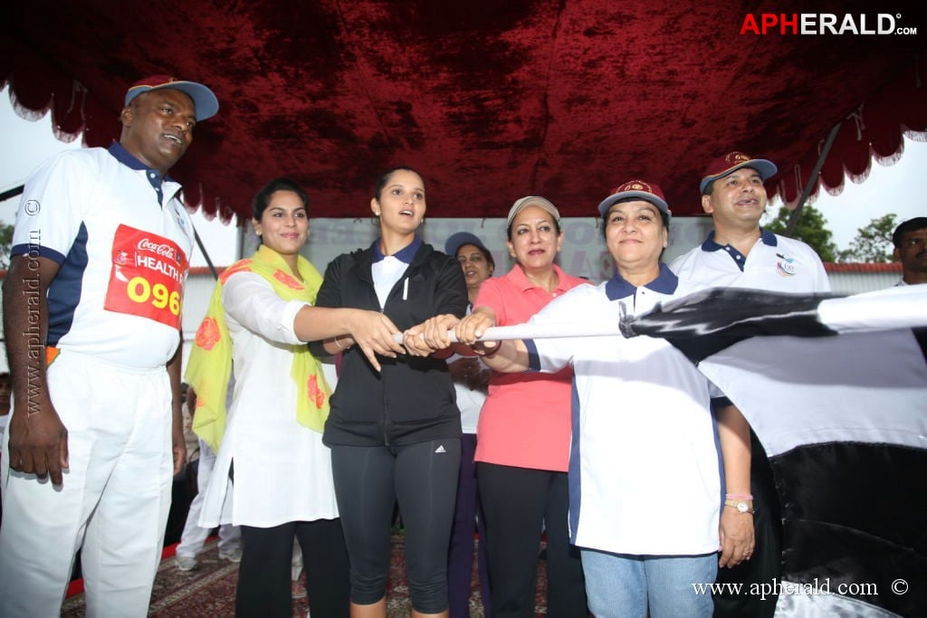 Celebs at Hyderabad 5k Run
