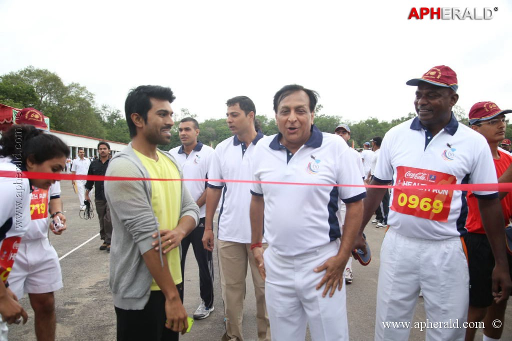 Celebs at Hyderabad 5k Run
