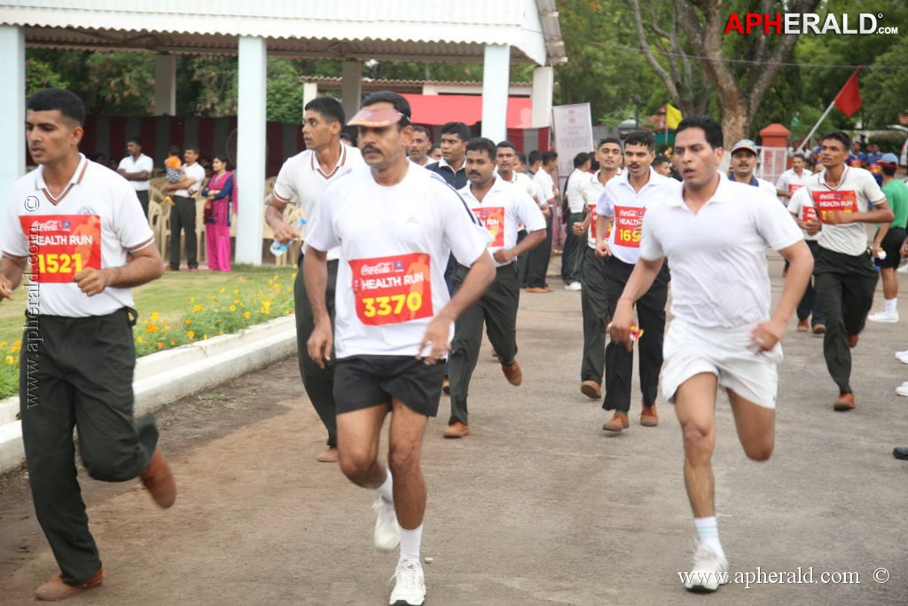 Celebs at Hyderabad 5k Run