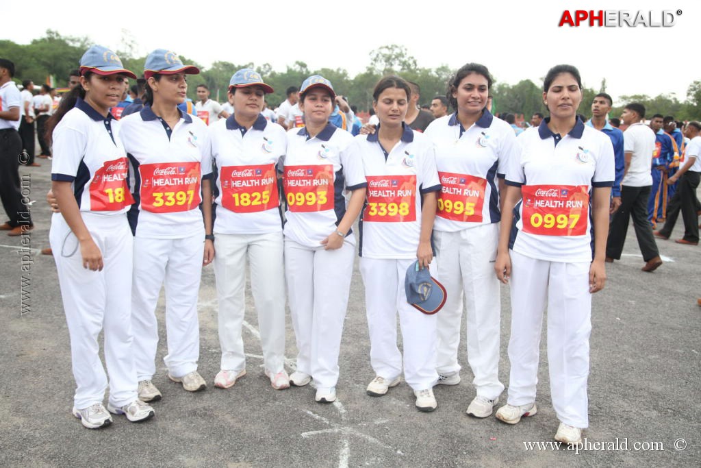 Celebs at Hyderabad 5k Run