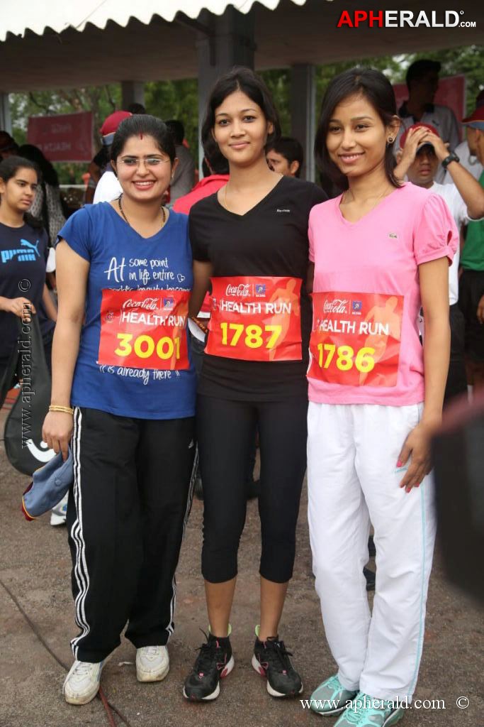 Celebs at Hyderabad 5k Run
