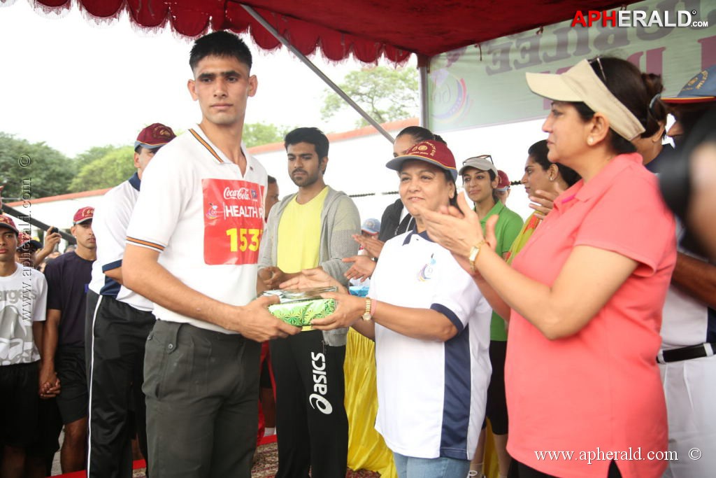 Celebs at Hyderabad 5k Run