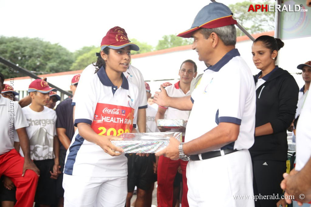 Celebs at Hyderabad 5k Run