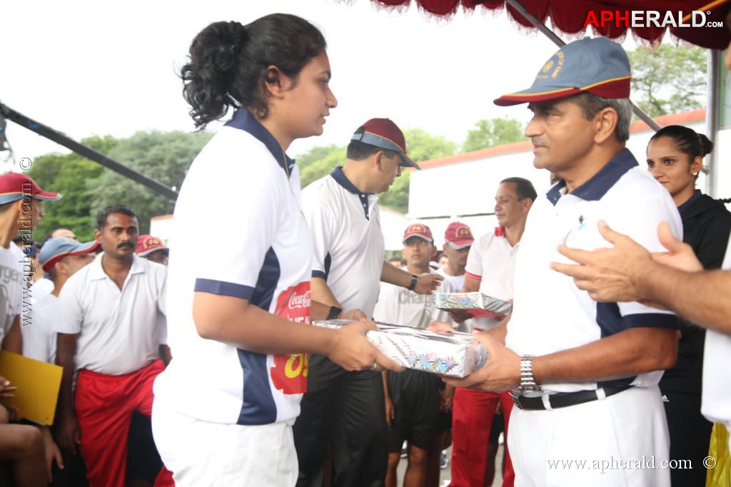 Celebs at Hyderabad 5k Run