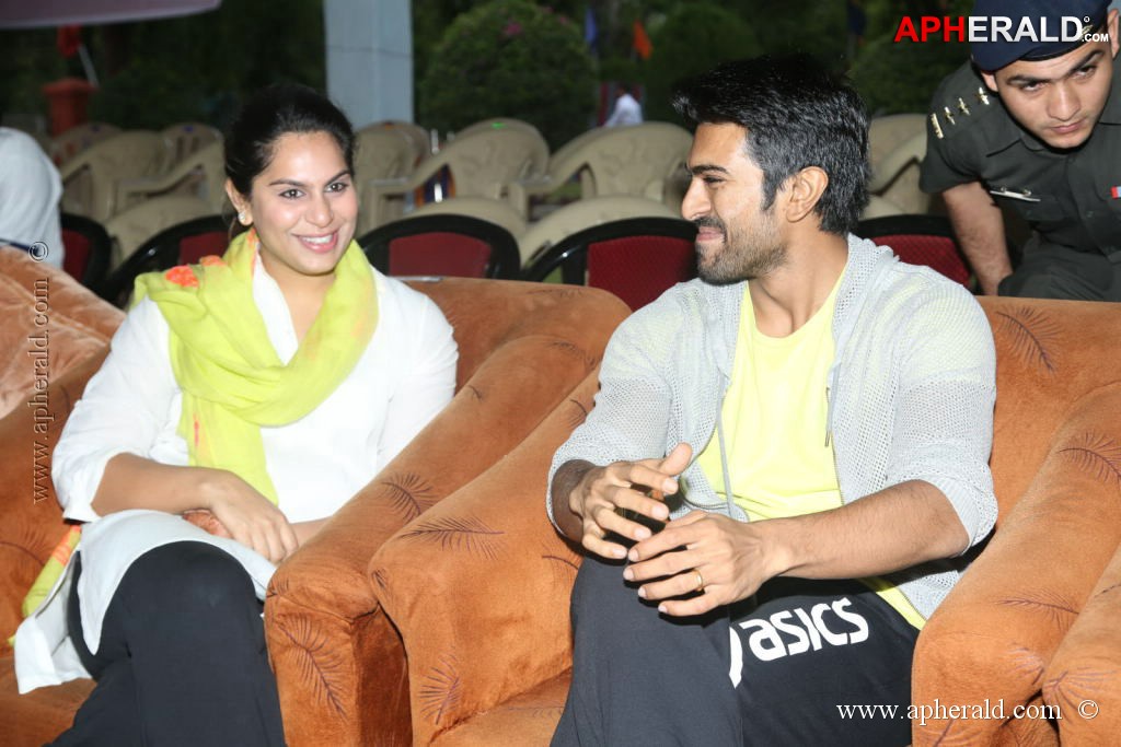 Celebs at Hyderabad 5k Run