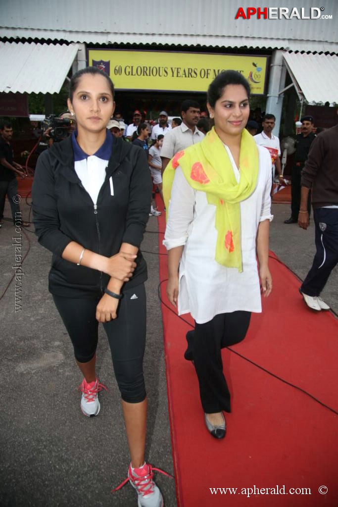 Celebs at Hyderabad 5k Run