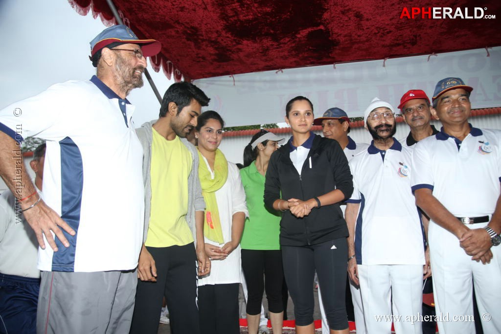 Celebs at Hyderabad 5k Run