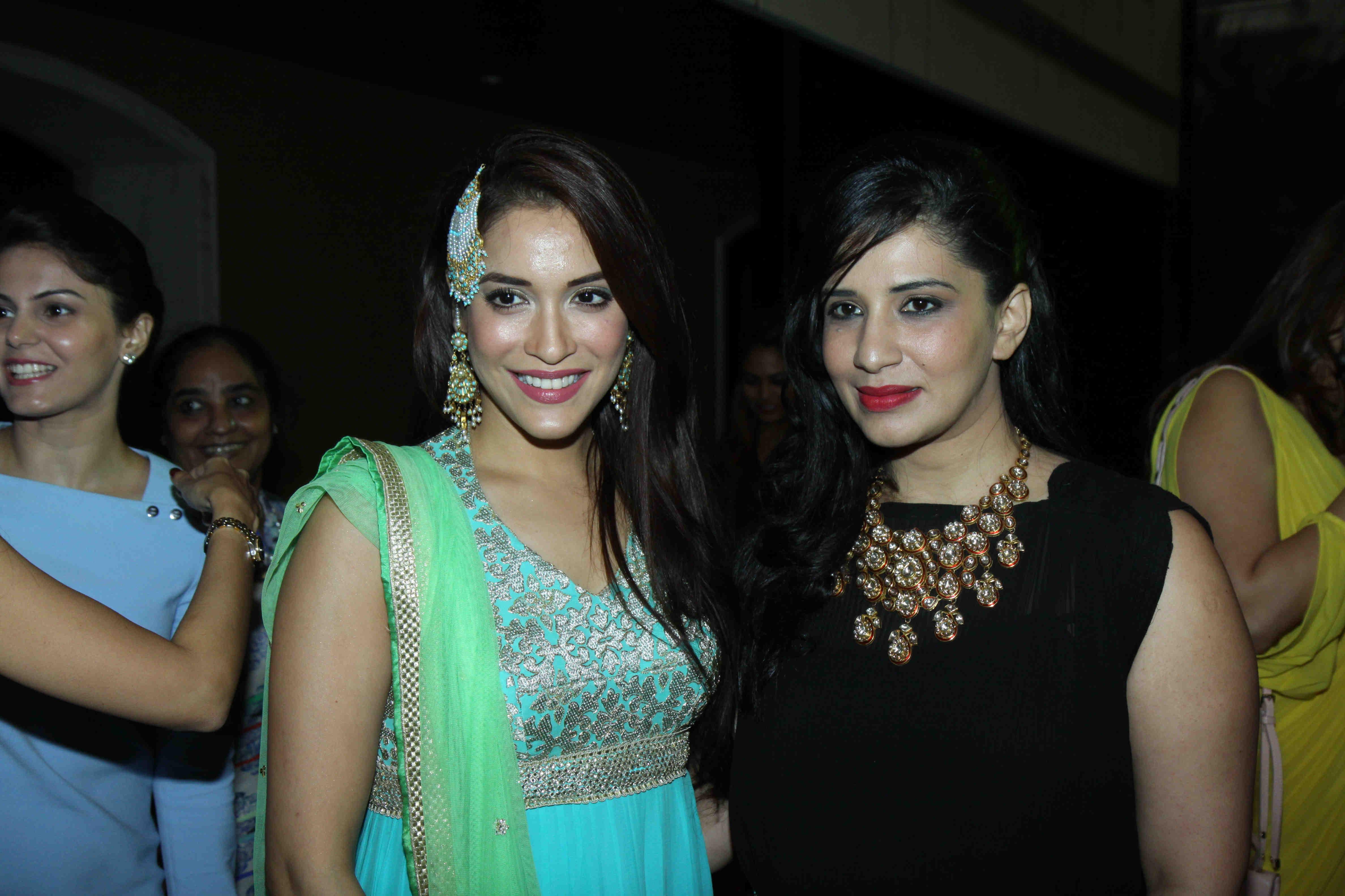 Celebs at Jyoti Kapoor Deisgner Jewellery