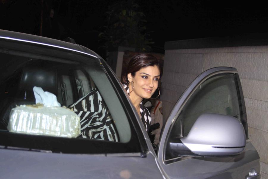 Celebs at Manish Malhotras Birthday Party