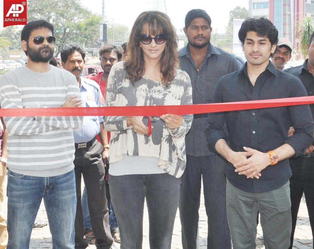 Celebs at Radio Mirchi Shopping Festival Event