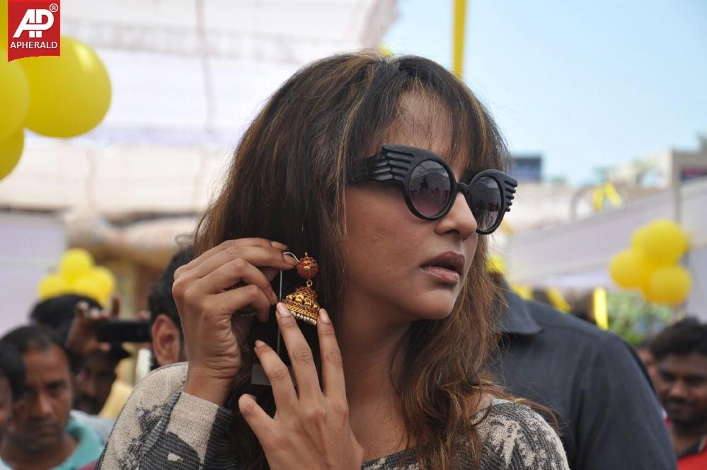 Celebs at Radio Mirchi Shopping Festival Event