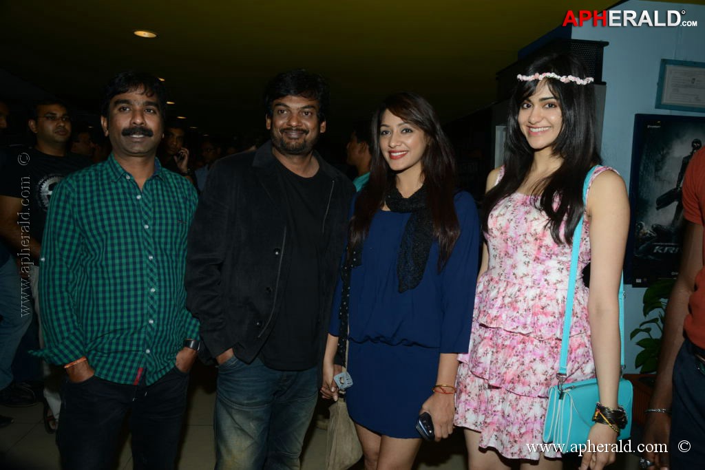 Celebs at Satya 2 Premiere Show Photos