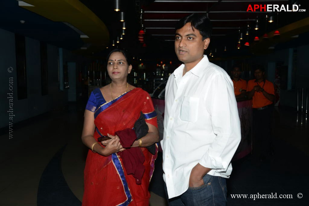 Celebs at Satya 2 Premiere Show Photos