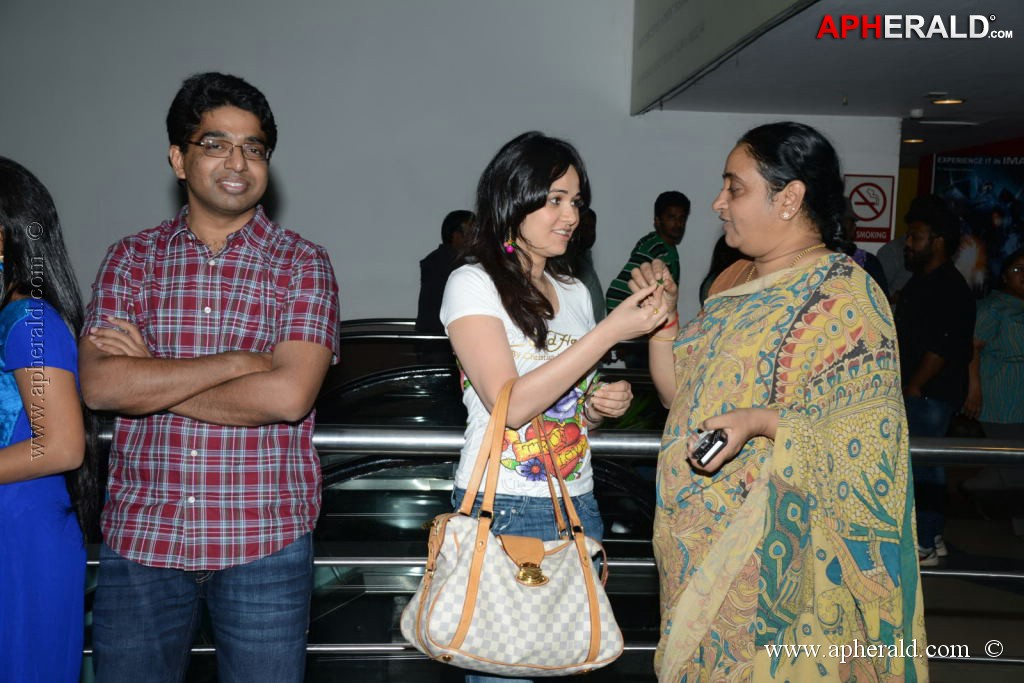 Celebs at Satya 2 Premiere Show Photos