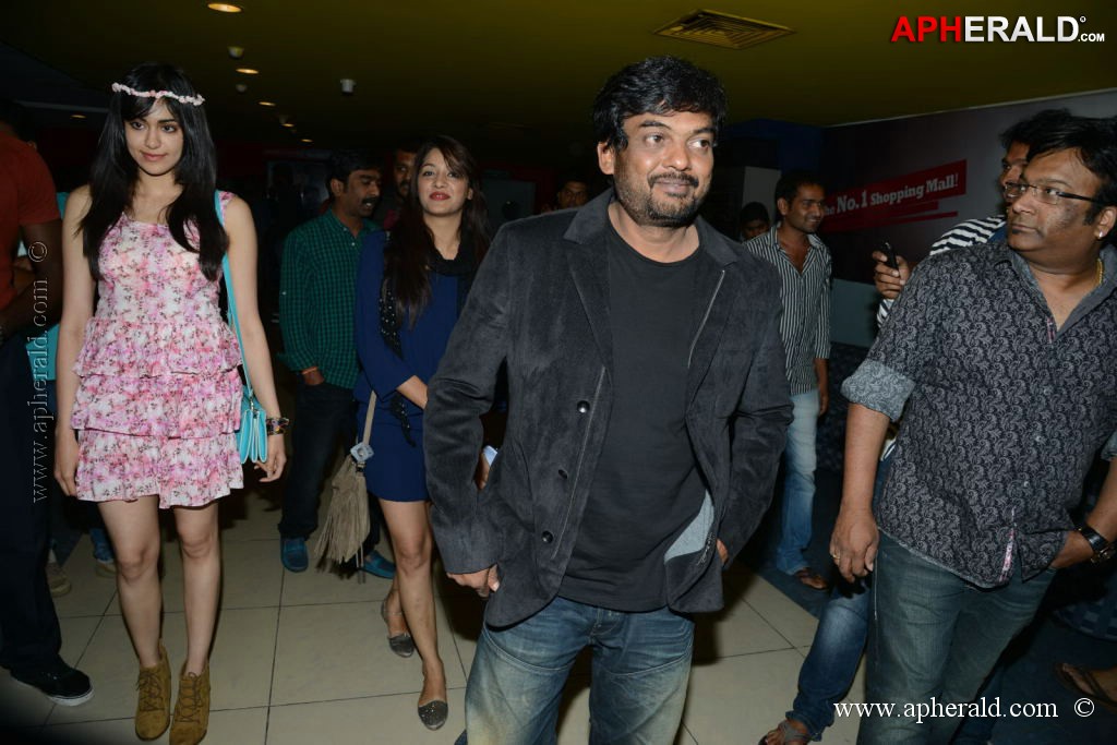 Celebs at Satya 2 Premiere Show Photos