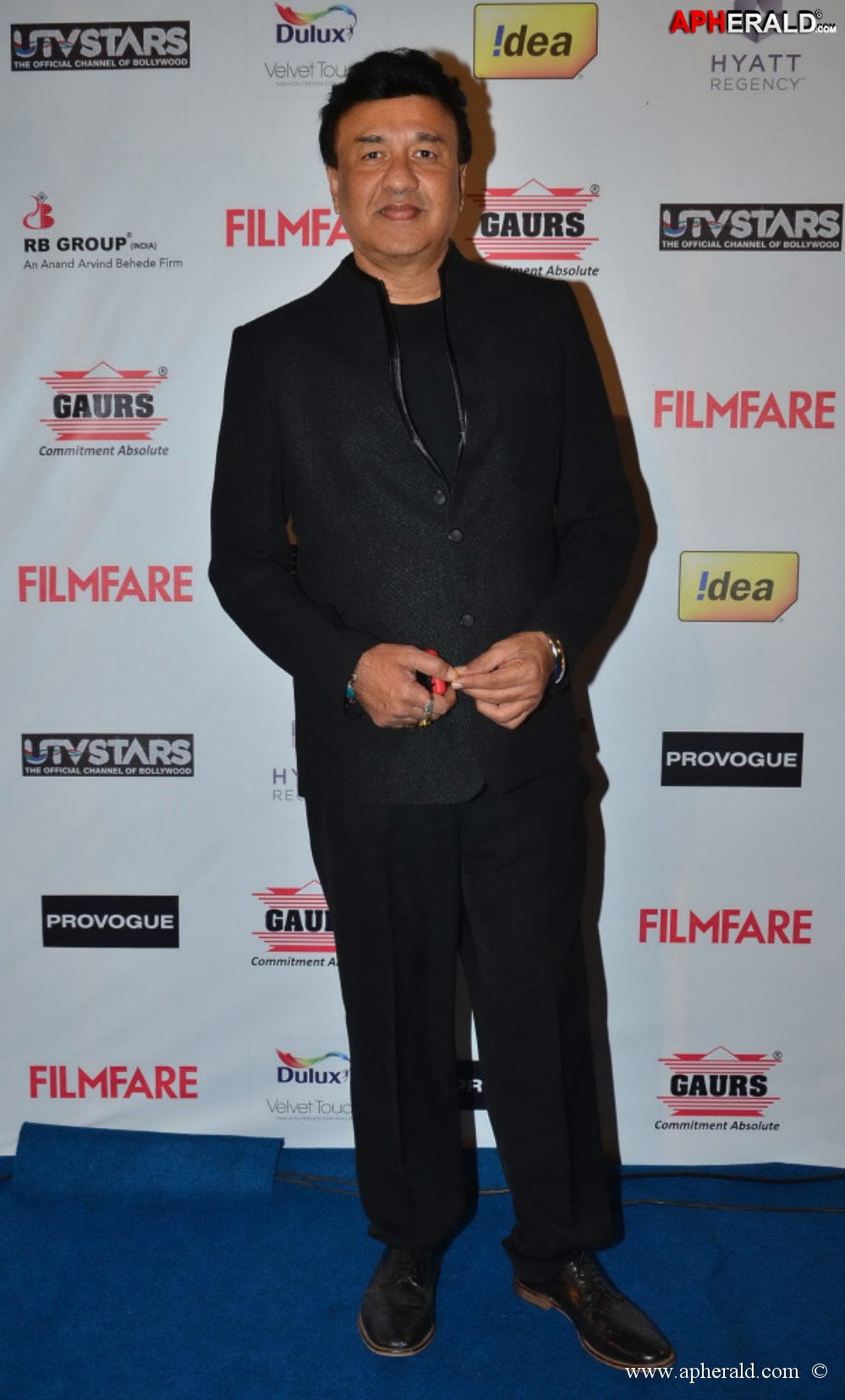 Celebs at The 59th Idea Filmfare Awards