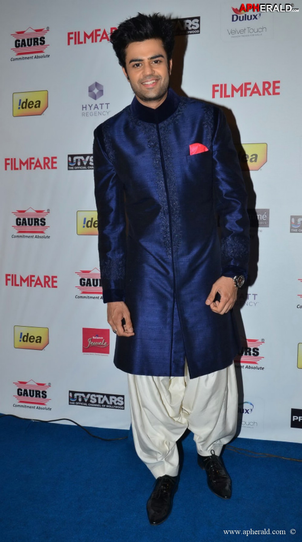 Celebs at The 59th Idea Filmfare Awards