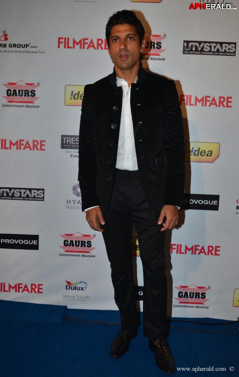 Celebs at The 59th Idea Filmfare Awards