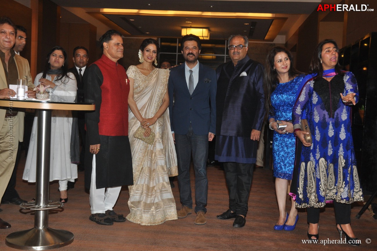 Celebs at Yash Chopra Memorial Awards Pics