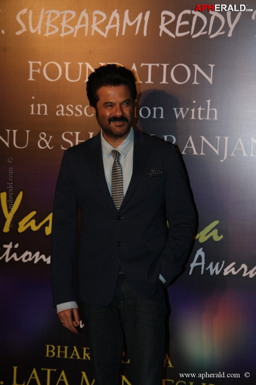 Celebs at Yash Chopra Memorial Awards