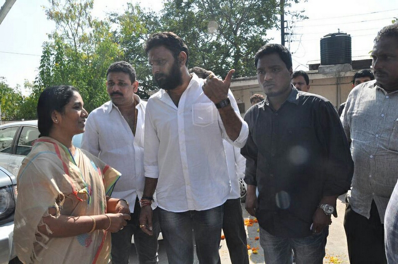 Celebs Condolences to Nandamuri janakiram