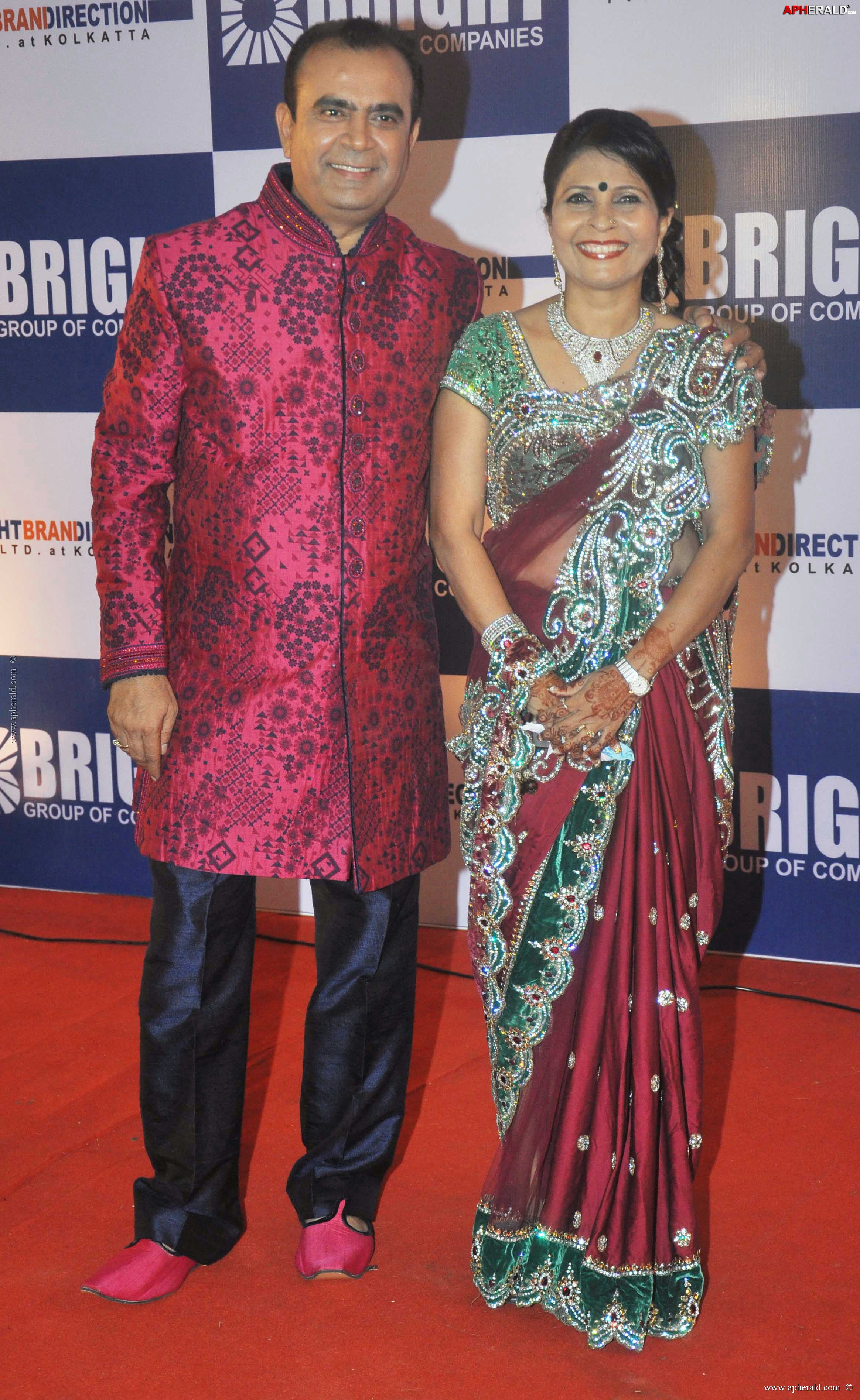 Bolly Celebs At Yogesh Lakhani Birthday Bash