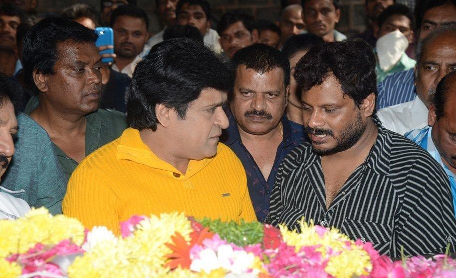 Celebs Pay Homage To M S Narayana