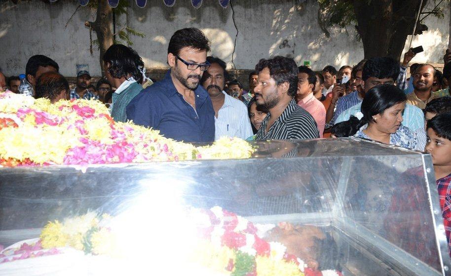 Celebs Pay Homage To M S Narayana