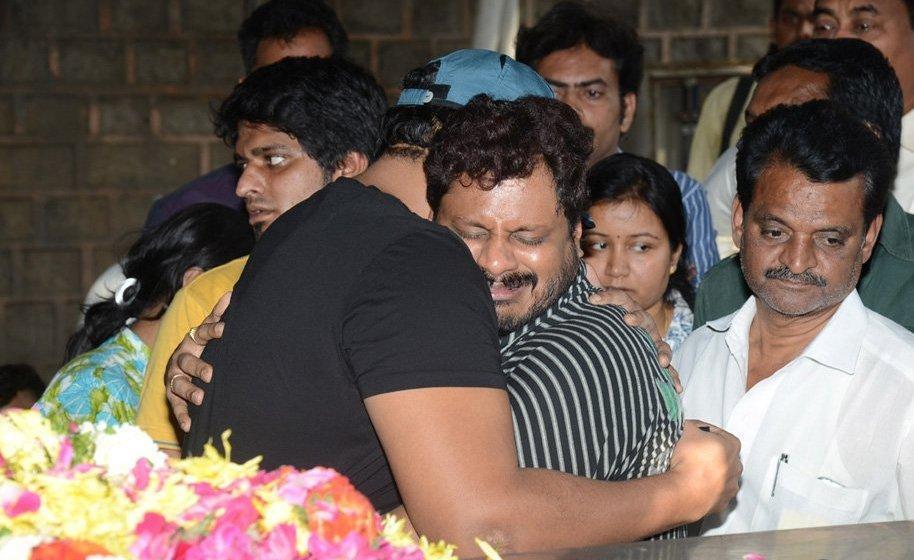 Celebs Pay Homage To M S Narayana