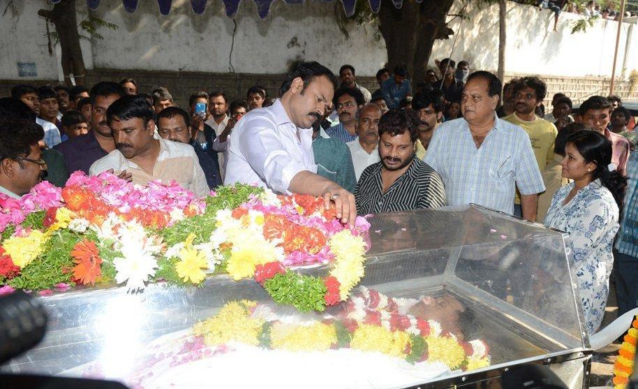Celebs Pay Homage To M S Narayana