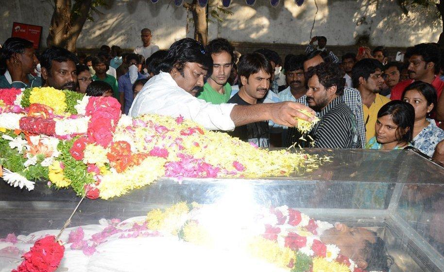 Celebs Pay Homage To M S Narayana