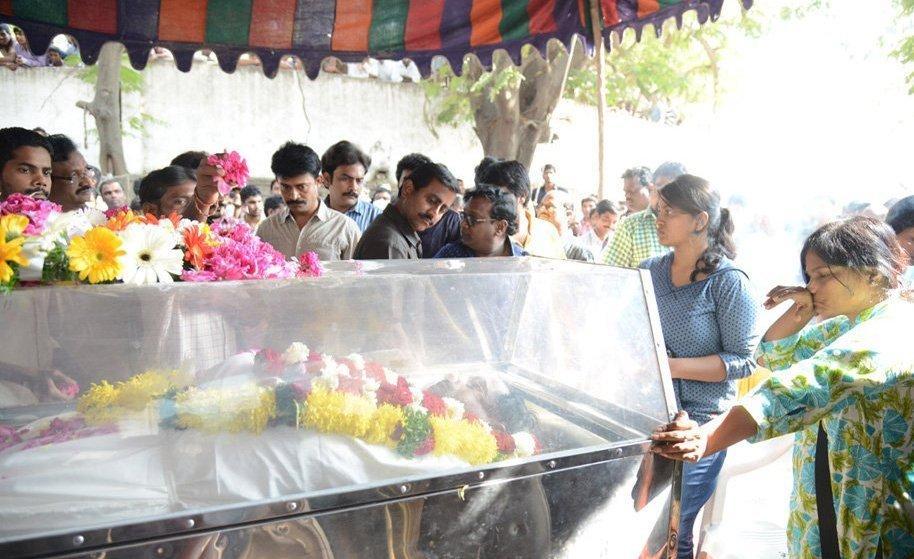 Celebs Pay Homage To M S Narayana